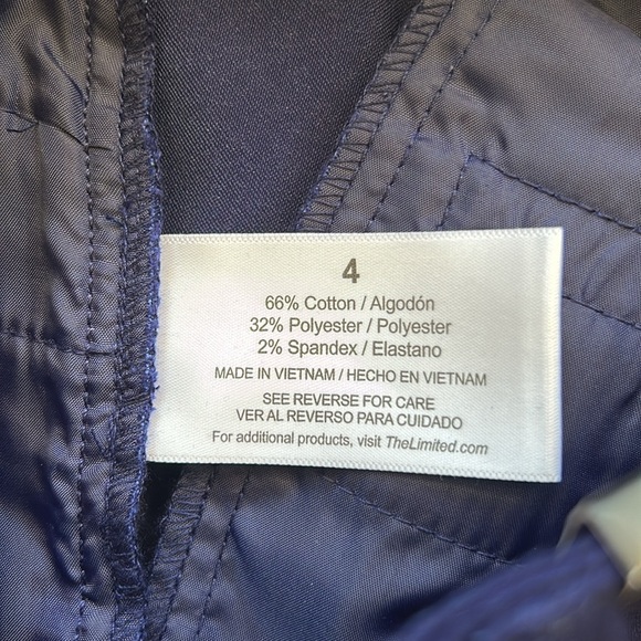 The Limited Tailored Shorts - Picture 4 of 4